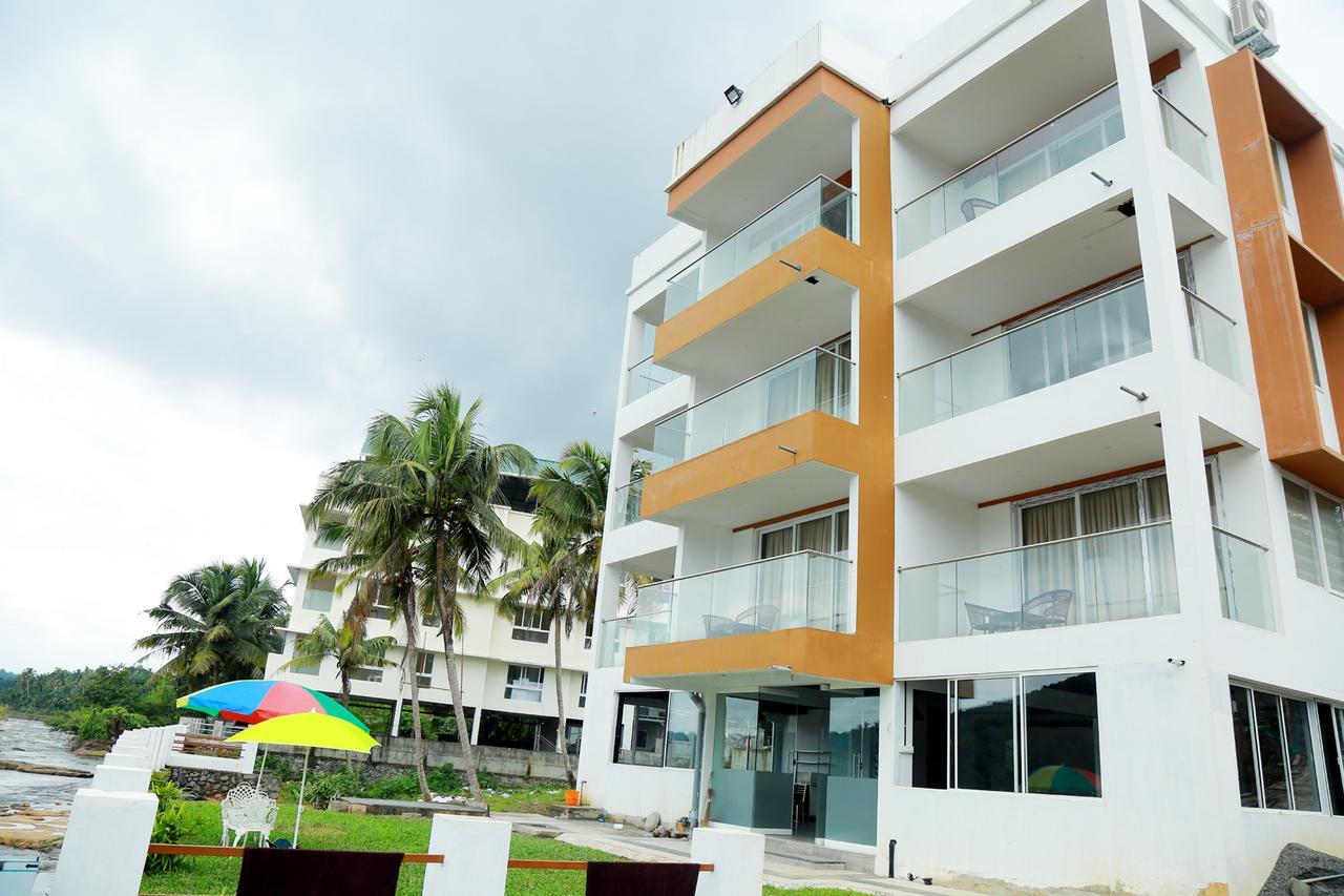 Athirapilly River Resort Athirappilly 外观 照片